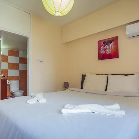 Central, By Sea, Seaview, Renovated 1 Bedroom Flat Apartment Larnaka